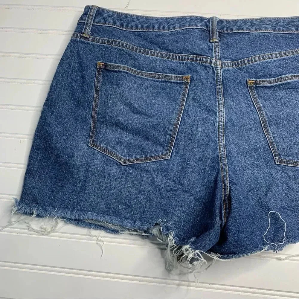 Universal Thread Vintage Midi Shorts - Picture 5 of 10
